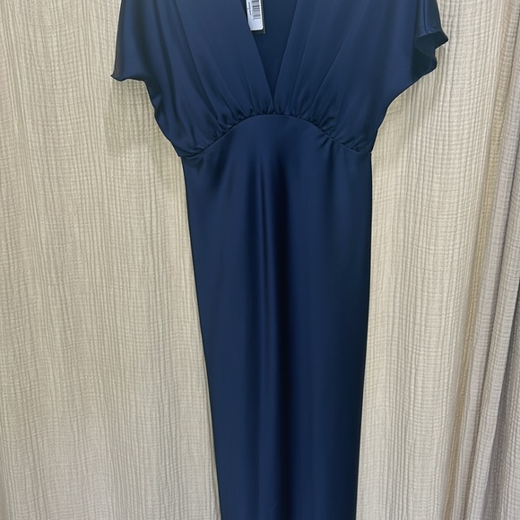 Satin Gown Renee C. - Picture 3 of 7